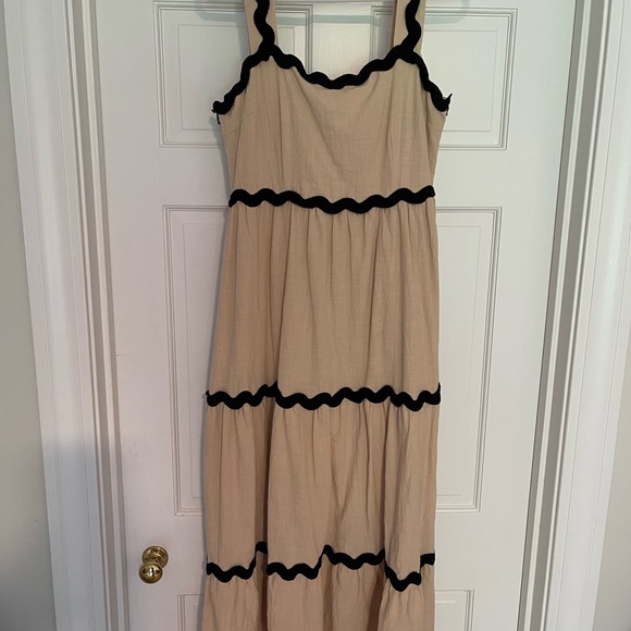 She + Sky Dresses & Skirts - She + Sky Tan and Black Maxi Dress